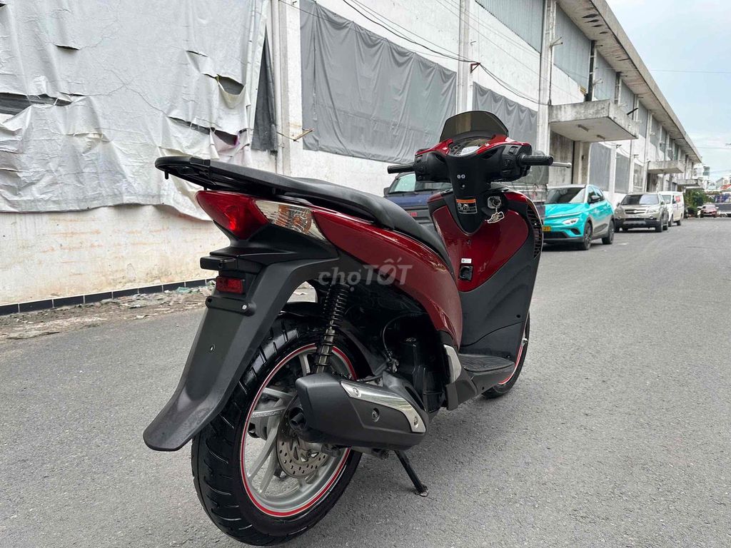 HONDA SHI 125 HSCT. Mua bán Xe máy tại Quận 12 Tp Hồ Chí Minh được đăng bởi Cửa hàng Xe máy 380 hình 8