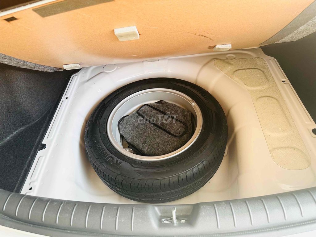 Hyundai Accent 2023 AT от собственника