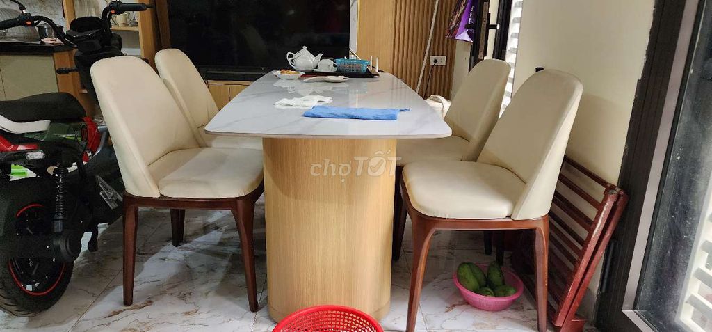 Bàn ăn 6 ghế Gỗ công nghiệp. Mua bán Bàn ghế tại Quận Đống Đa Hà Nội được đăng bởi Huy Thắng hình 1