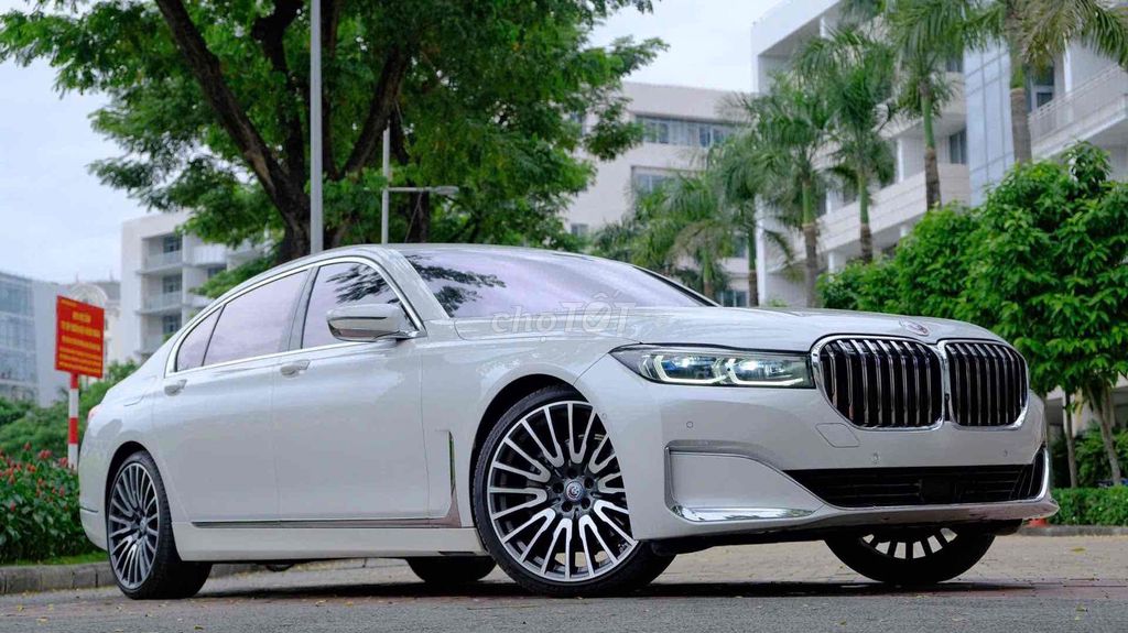 BMW 7 Series 2021 740Li - 19999 km Bank 90%. Mua bán Ô tô tại Quận 7 Tp Hồ Chí Minh được đăng bởi PHÁT ĐẠT LUXURY CAR hình 2