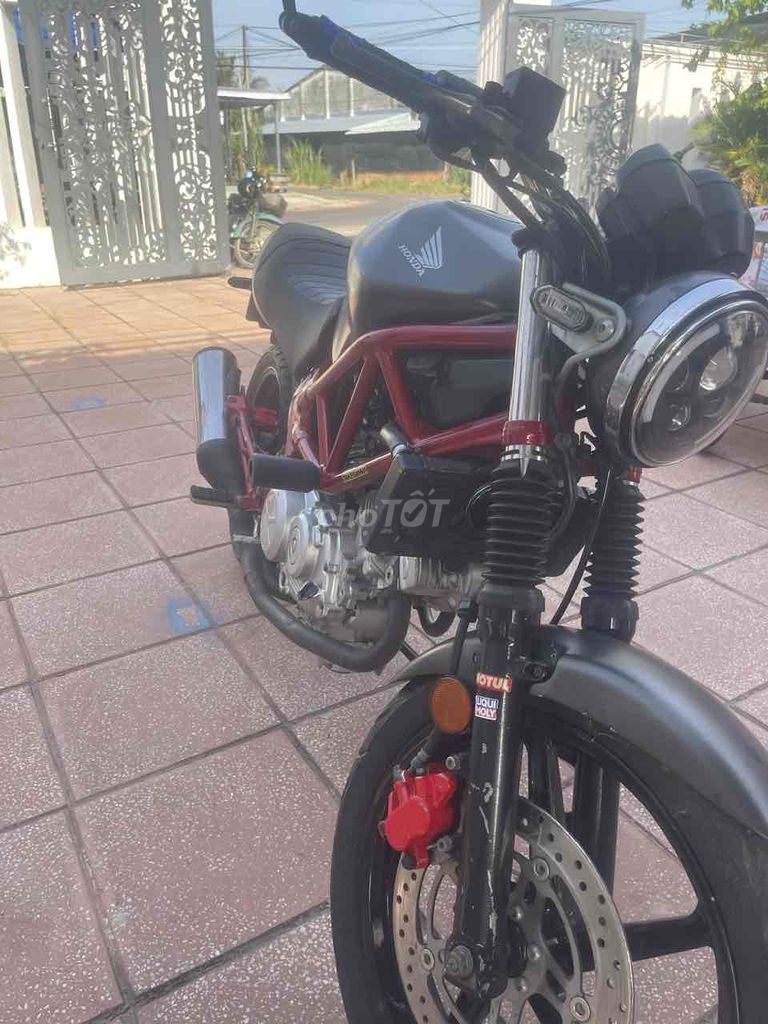 Chính chủ bán Honda vtr250 2 máy v-twin 90 độ. Mua bán Xe máy tại Huyện Dương Minh Châu Tây Ninh được đăng bởi Lê Phẩm Duy hình 1