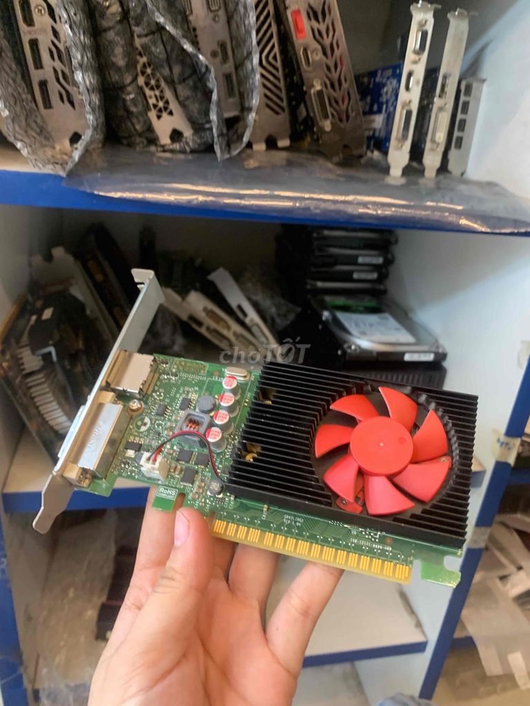 CARD MÀN HÌNH 739 2GD5 CHO AE LẮP MÁY CÀY KÉO. Mua bán Linh kiện (RAM, Card...) tại Quận Phú Nhuận Tp Hồ Chí Minh được đăng bởi tiến tài 770 nguyễn kiệm p4 quận phú nhuận hình 1