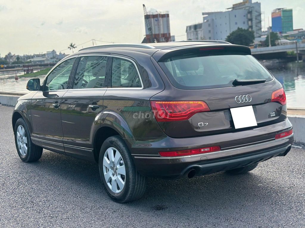 Audi Q7 2011 màu nâu xe đẹp. Mua bán Ô tô tại Quận Gò Vấp Tp Hồ Chí Minh được đăng bởi Phương 831 hình 4