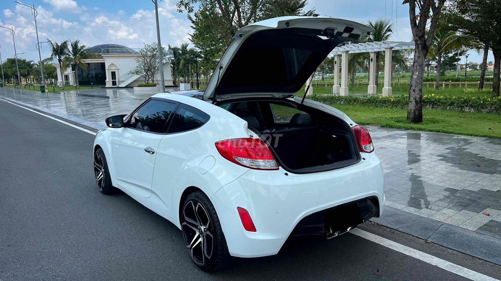 Hyundai Veloster 2011 1.6 GDI AT - 120000 km. Mua bán Ô tô tại Quận 1 Tp Hồ Chí Minh được đăng bởi Phu Nguyen hình 5