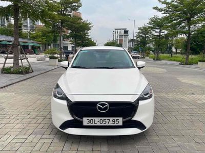 Mazda Mazda 2 Trắng 5 chỗ