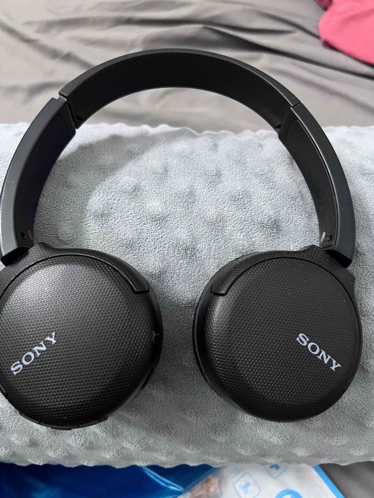 Tai nghe không dây Sony Đen. Mua bán Tivi, Âm thanh tại Quận 10 Tp Hồ Chí Minh được đăng bởi Min hình 1