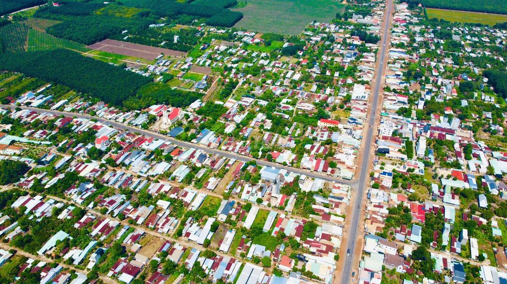 Ngân hàng thanh lí 10 lô giá rẻ hơn thẩm đinh để thu hồi vốn.