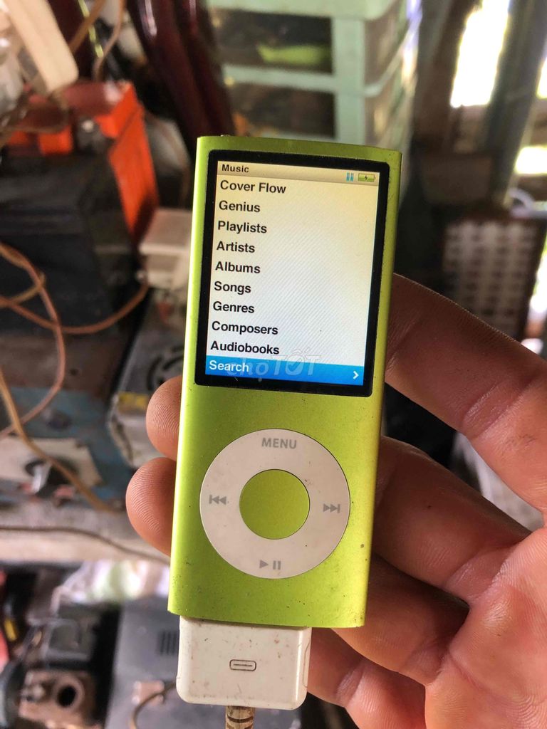 máy nghe nhạc ipod nano4 chai hư pin