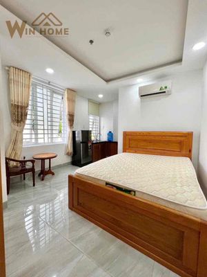 STUDIO CỬA SỔ THANG MÁY - NHẬN XE ĐIỆN