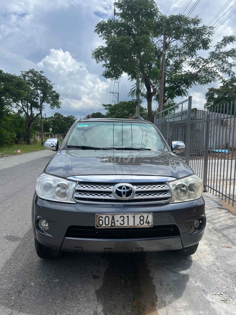Toyota Fortuner 2010 2.5G - 180000 km. Mua bán Ô tô tại Thành phố Biên Hòa Đồng Nai được đăng bởi mr ninh hình 1