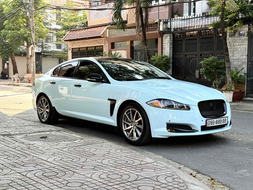 Jaguar XF 2013 2.0 AT - 90000 km. Mua bán Ô tô tại Quận Tân Phú Tp Hồ Chí Minh được đăng bởi Lê Băng Vinh hình 3