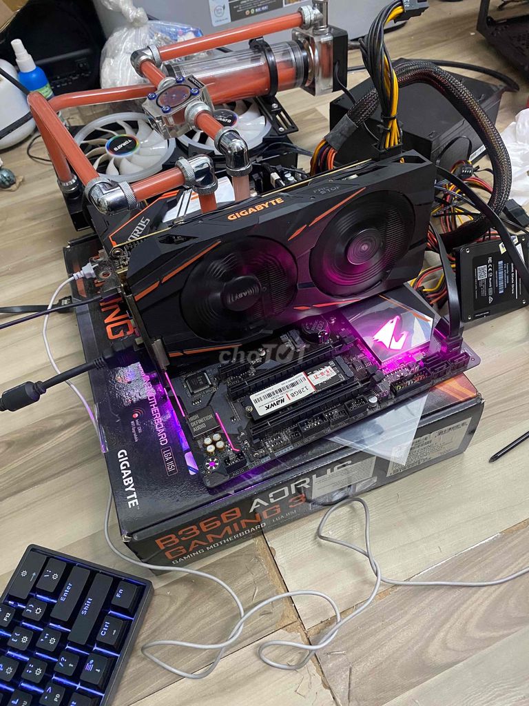 i5-9400F VGA RX-5800 8G