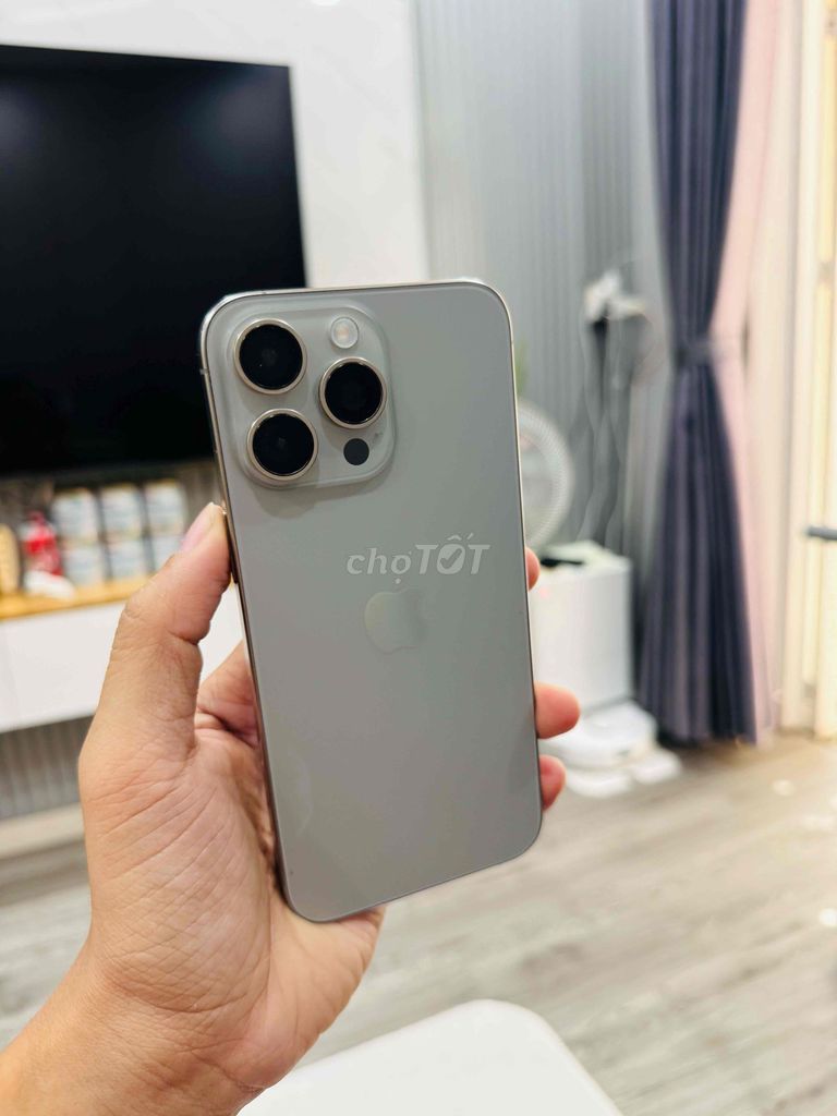 iPhone 15 Pro Max 256G Quốc Tế LL/A. Mua bán Điện thoại tại Quận Thanh Khê Đà Nẵng được đăng bởi Sky Phone hình 1