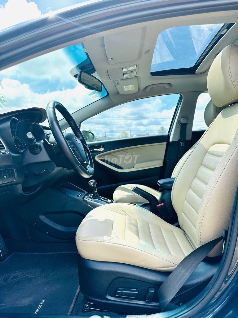 KIA Cerato 2018 Xăng 1.6L Đen. Mua bán Ô tô tại Thành phố Pleiku Gia Lai được đăng bởi Kết Nguyễn hình 10