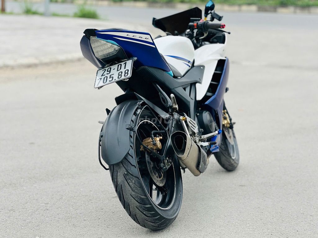 YAMAHA R15V2 XANH NGUYÊN BẢN BIỂN 29. Mua bán Xe máy tại Quận Nam Từ Liêm Hà Nội được đăng bởi MAI HÒA hình 5