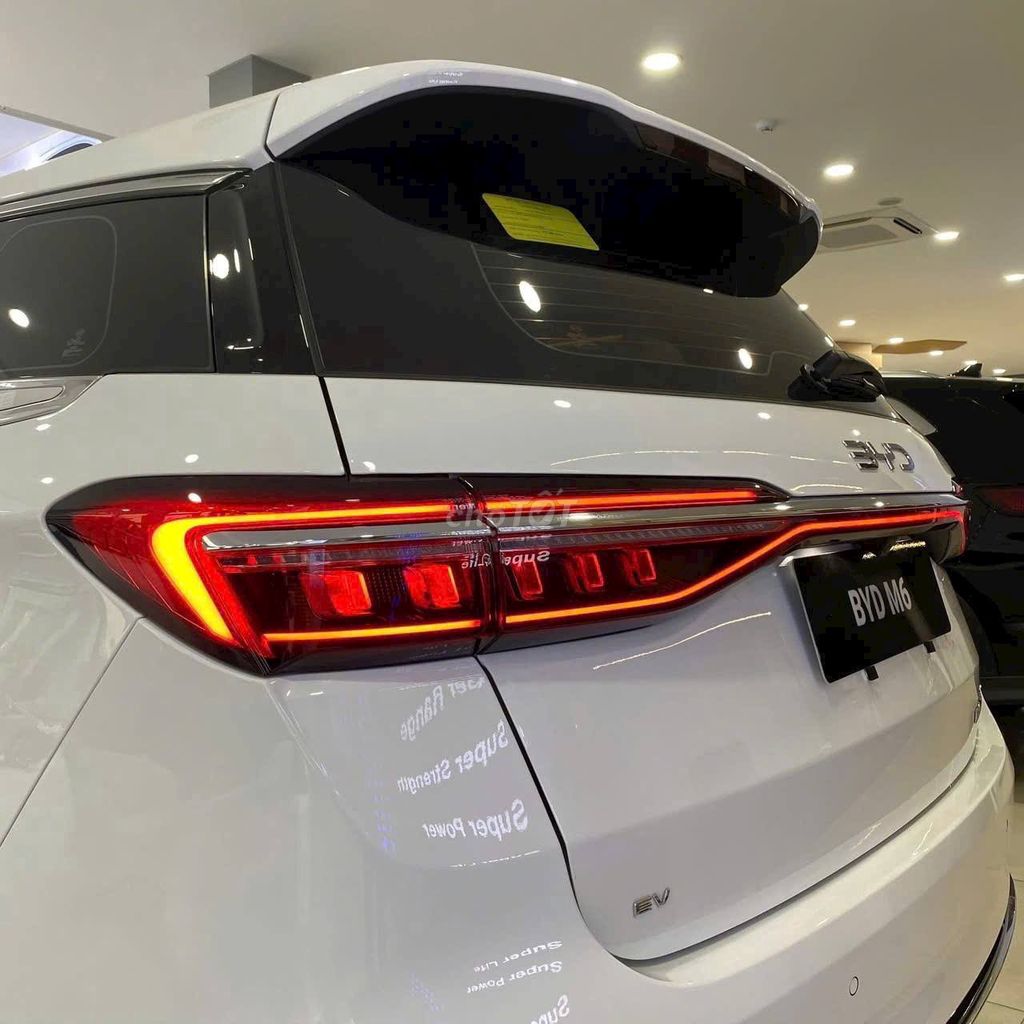 BYD M6 2025 trả trước chỉ với 75tr600, sẵn xe. Mua bán Ô tô tại Thành phố Thủ Đức Tp Hồ Chí Minh được đăng bởi BYD TP HCM hình 4