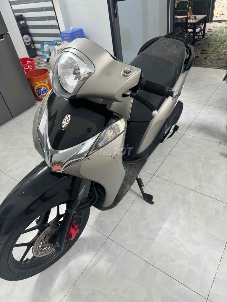 cần tien ban gấp. Mua bán Xe máy tại Huyện Bến Lức Long An được đăng bởi Hiếu Trần hình 3