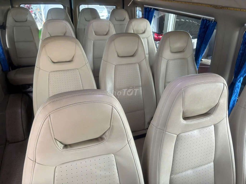 Ford Transit Luxury 2018 16 chỗ 131.000 km. Mua bán Ô tô tại Quận Bình Thạnh Tp Hồ Chí Minh được đăng bởi Thanh Nguyễn hình 4