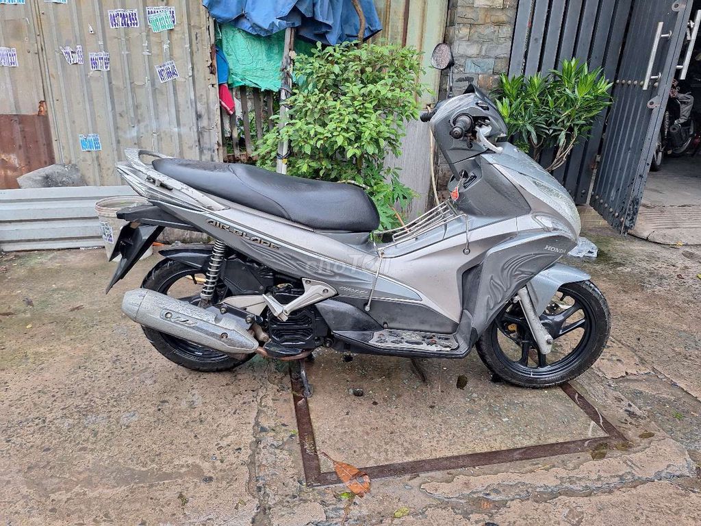 Honda Air Blade FI, родной мотор, все работает, документы в порядке