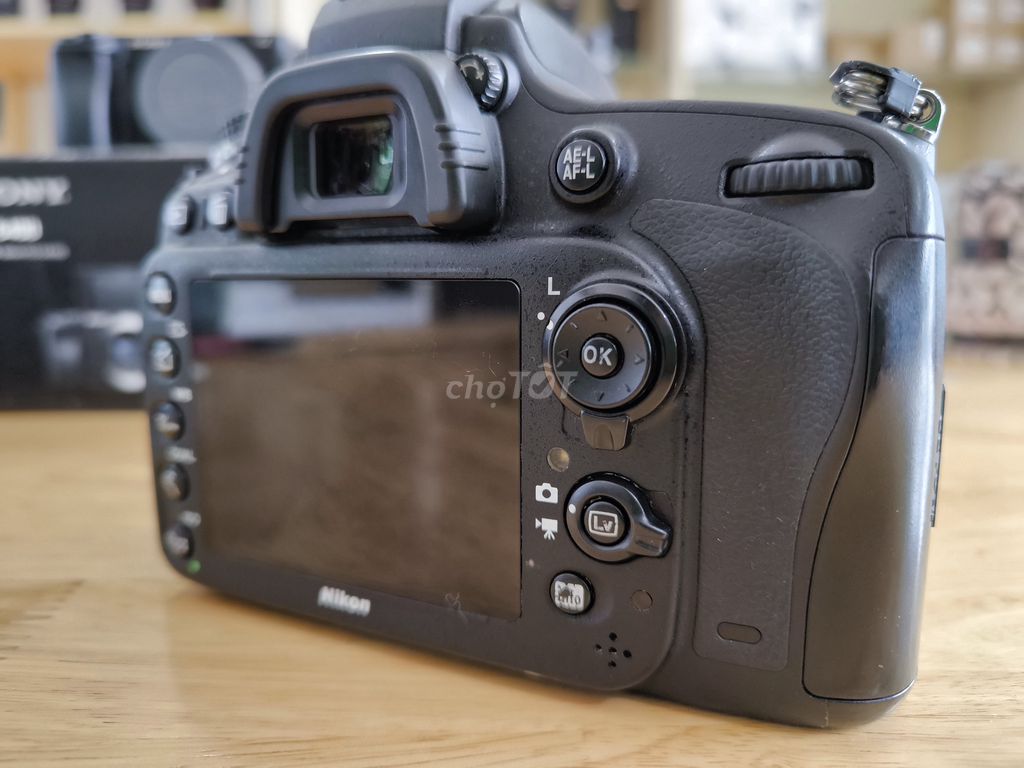 Nikon D610 FF - HOTBOY 6D FF - Canon DS1 Mr.III