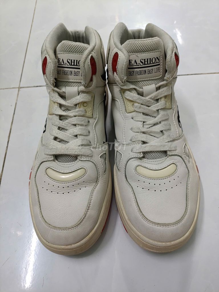 Giày Sneakers cổ cao Size 40