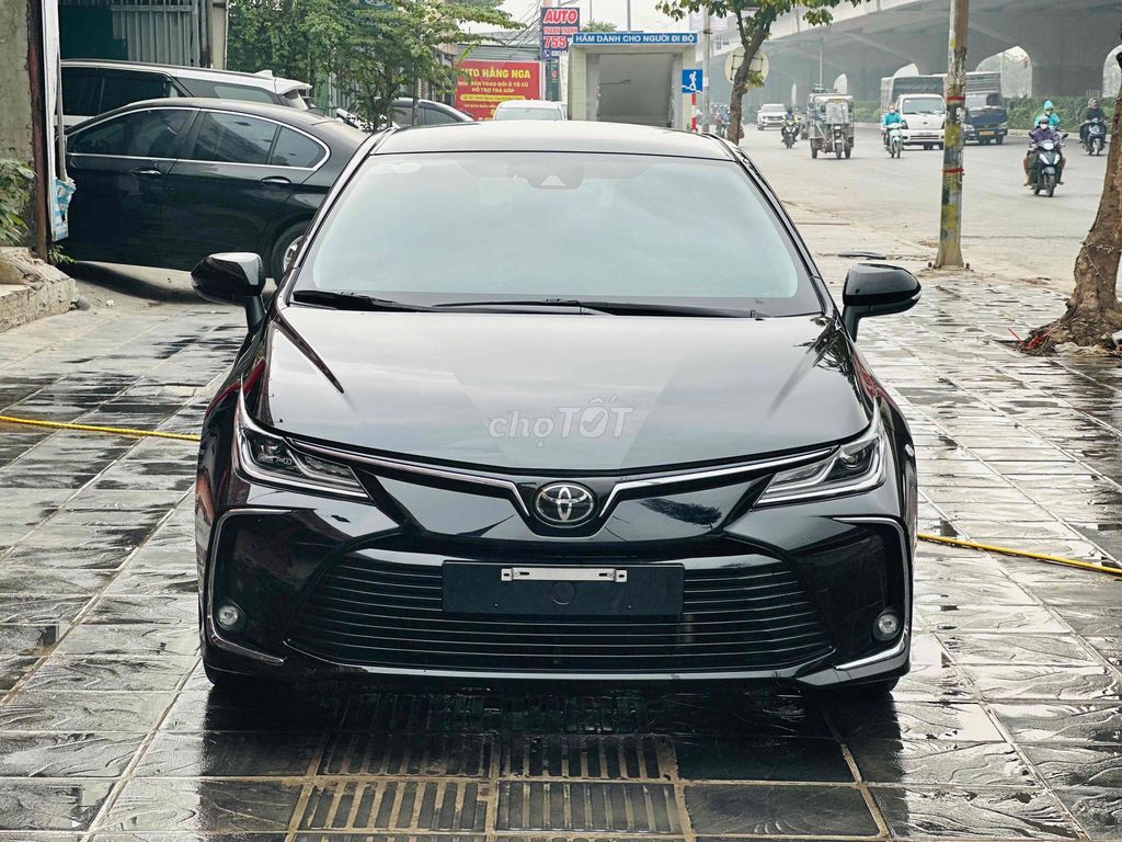 Toyota Altis 2022 1.8V Đen 37.000 km. Mua bán Ô tô tại Quận Hoàng Mai Hà Nội được đăng bởi anh Biên hình 3
