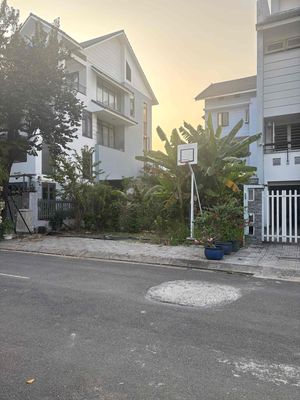 Plot of land 200 m² · Đường Đỗ Xuân Hợp