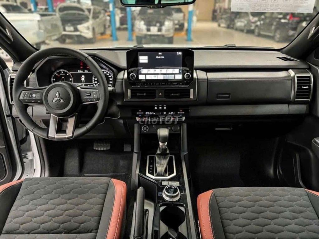 Xả lô 2 xe Triton bản Full Optinon, giảm đến 100Tr. Mua bán Ô tô tại Thành phố Thủ Đức Tp Hồ Chí Minh được đăng bởi Dương Hải hình 5