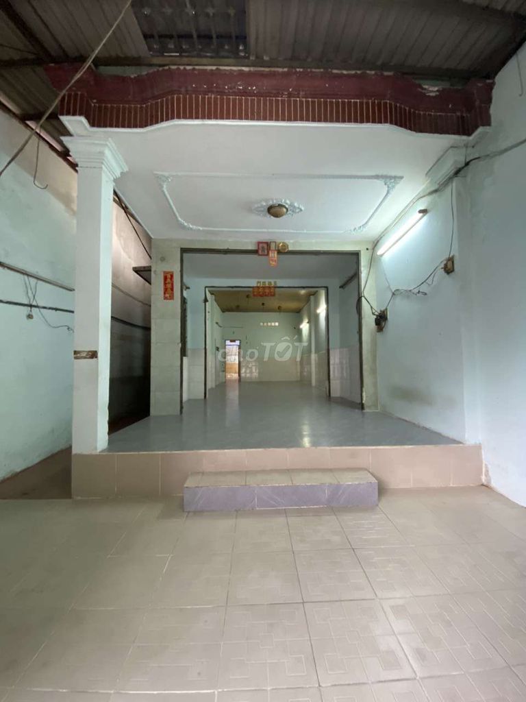 Аренда · 2 комн. · 100 м² · Quận Tân Phú, ул. Đường Thoại Ngọc Hầu