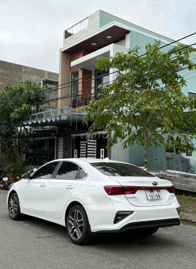Kia Cerato 2019 1.6 AT Deluxe  xe gia đình. Mua bán Ô tô tại Quận Liên Chiểu Đà Nẵng được đăng bởi toàn hình 7