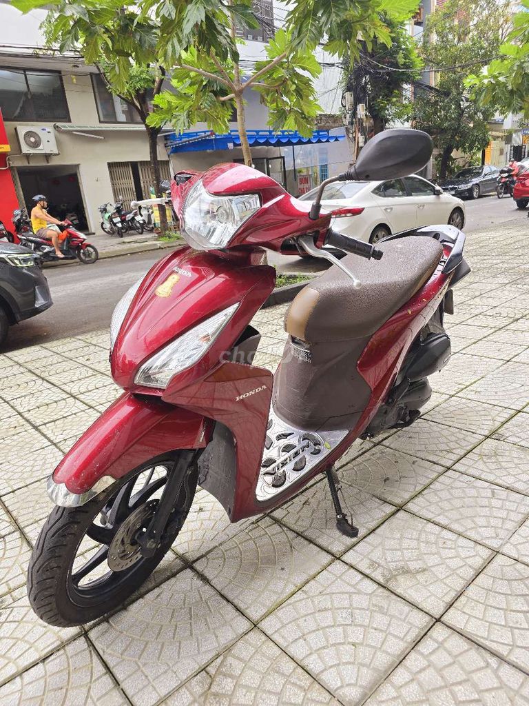 Honda Vision Đời mới màu Đỏ khóa bếp ga thông minh. Mua bán Xe máy tại Quận Hải Châu Đà Nẵng được đăng bởi cường thịnh hình 6