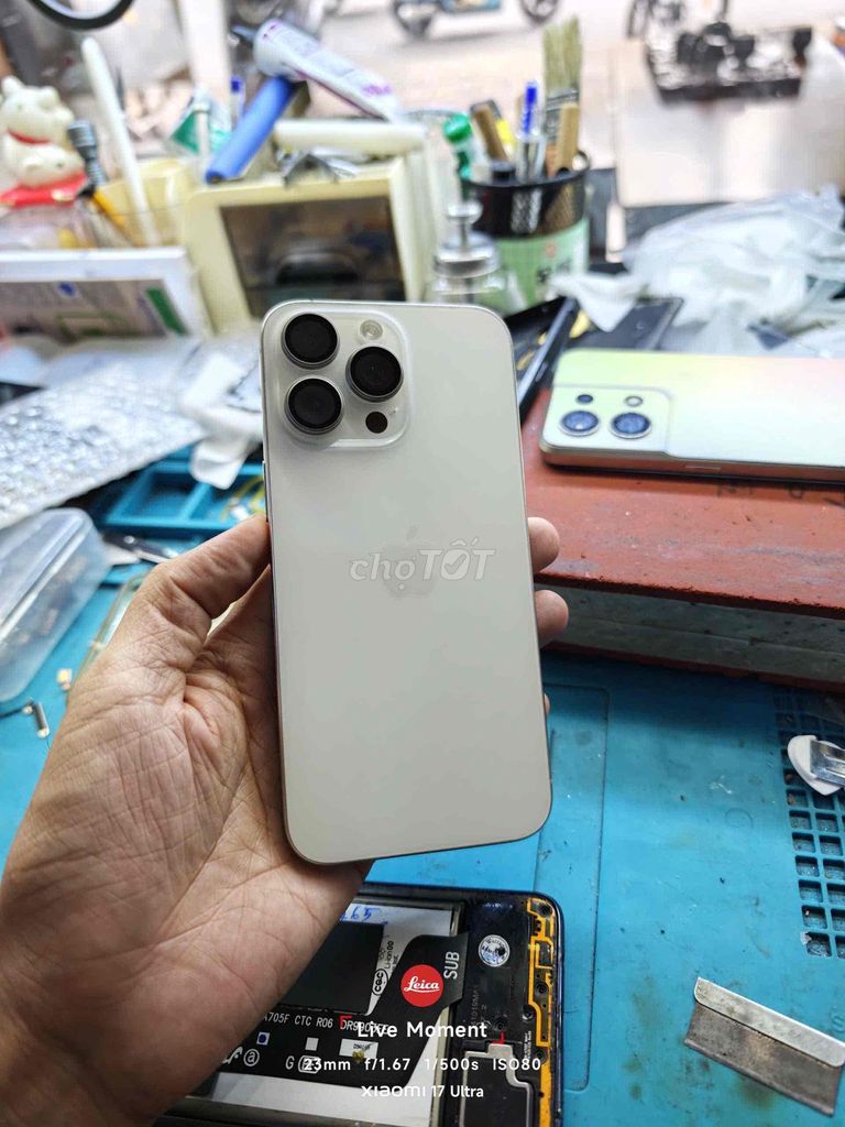 Apple iPhone 15 Pro Max 256GB Trắng ban hoac gl bu. Mua bán Điện thoại tại Huyện Hóc Môn Tp Hồ Chí Minh được đăng bởi Hoang Phan hình 1
