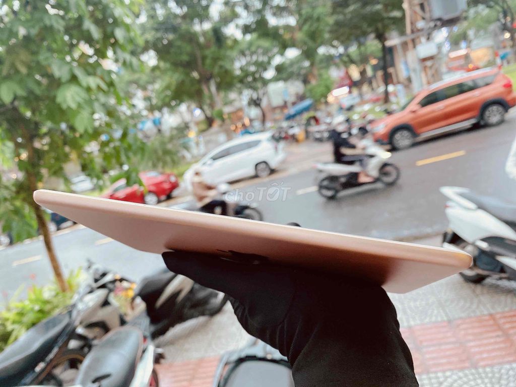 iPad Mini 5 64G Wifi màu Gold Việt Nam 99% Trả Góp