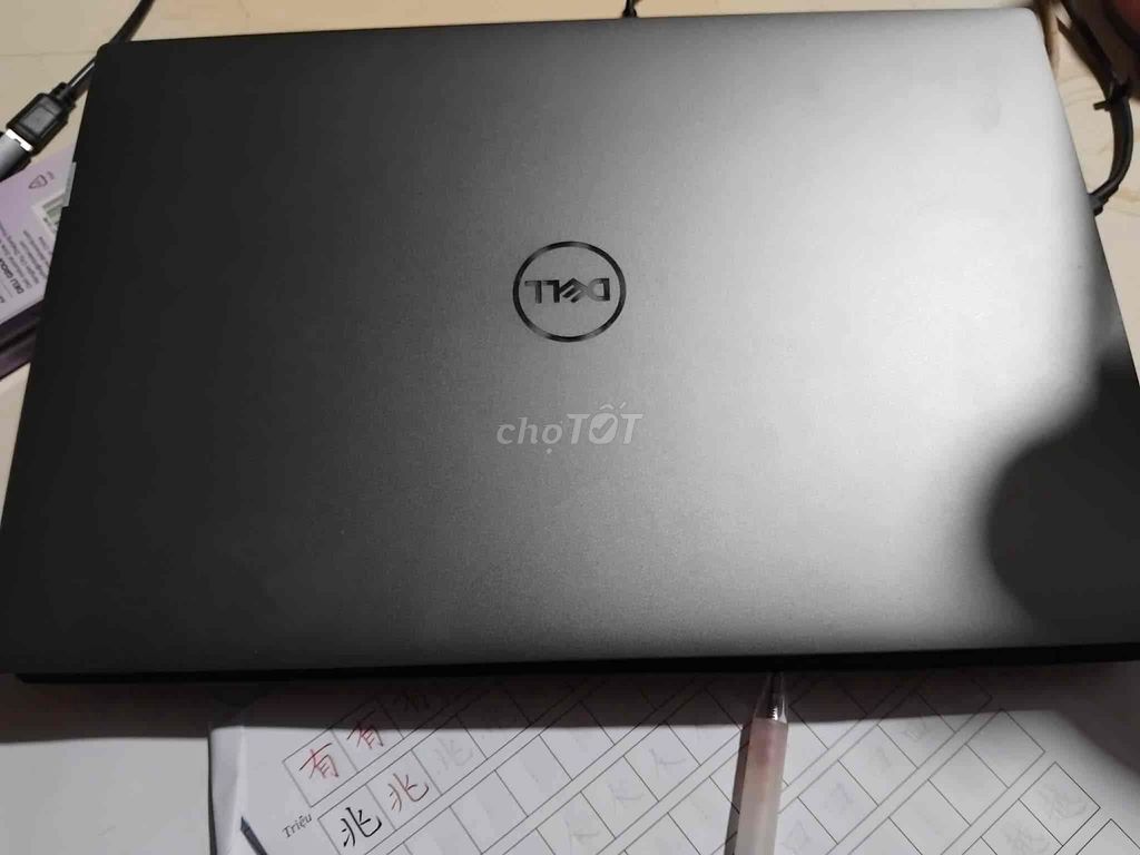 Dell Precision 5550 i7-10850H 32GB/1TB SSD Xám. Mua bán Laptop tại Thành phố Vĩnh Yên Vĩnh Phúc được đăng bởi lê tiến  hình 1