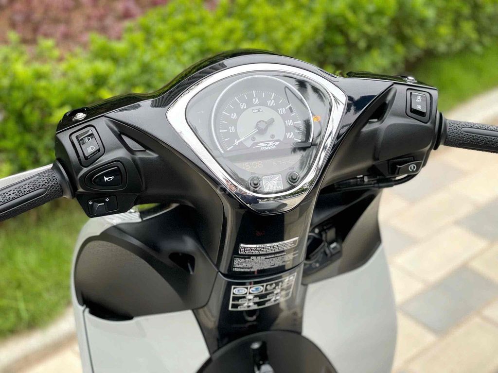 Honda SH Mode ABS. Mua bán Xe máy tại Quận Cầu Giấy Hà Nội được đăng bởi Tuấn Việt Motor hình 4