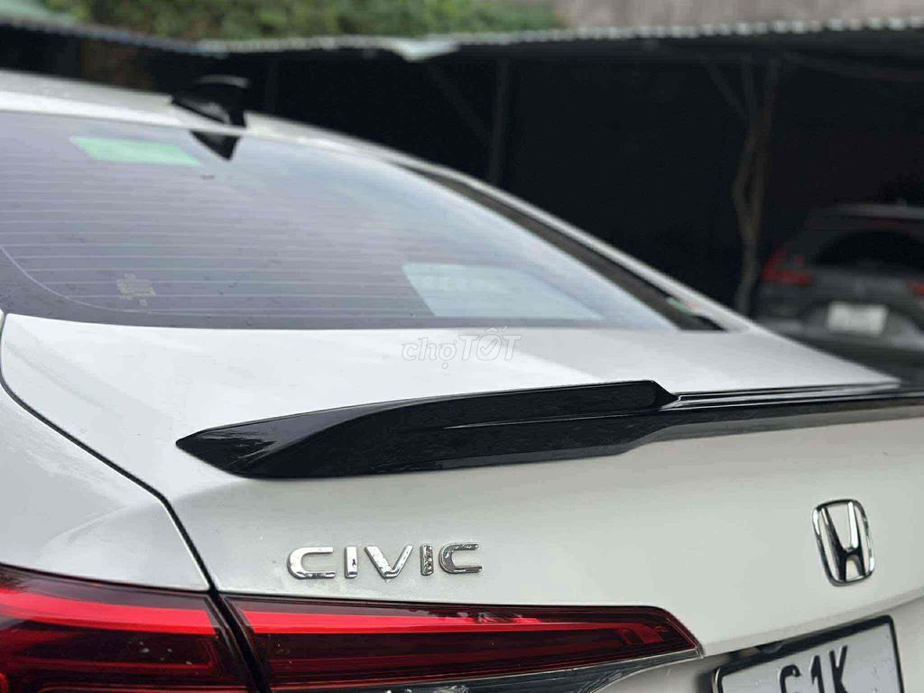 Honda Civic 2023 RS 1.5 AT - 20000 km. Mua bán Ô tô tại Thành phố Thủ Dầu Một Bình Dương được đăng bởi Mr Tâm hình 7