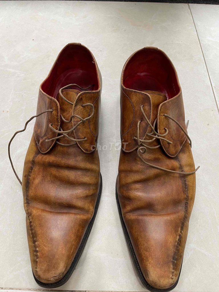 Cần thanh lý đôi giày da bò thủ công Ý