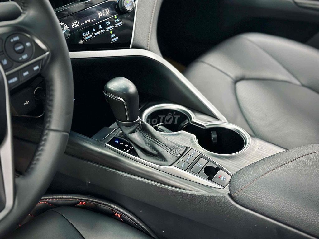 🧨Toyota Camry 2.0Q Siêu cọp 23.000km còn bớt ạ 🧨. Mua bán Ô tô tại Thành phố Thủ Đức Tp Hồ Chí Minh được đăng bởi Đức Lợi hình 20