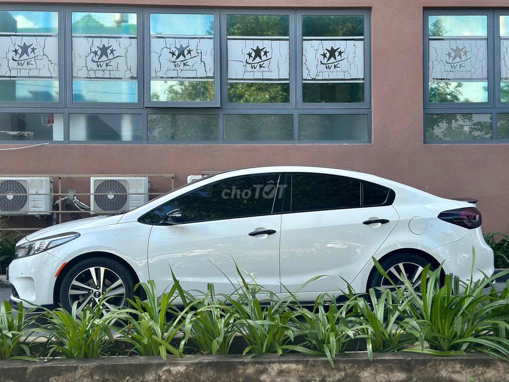 Kia Cerato 2017 1.6 AT - 70000 km. Mua bán Ô tô tại Thành phố Thủ Đức Tp Hồ Chí Minh được đăng bởi Đặng Tú Nguyên hình 3