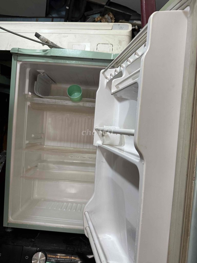 Tủ lạnh mini Sanyo Aqua Xanh ngọc làm lạnh nhanh. Mua bán Tủ lạnh tại Quận Tân Phú Tp Hồ Chí Minh được đăng bởi Ka hình 1