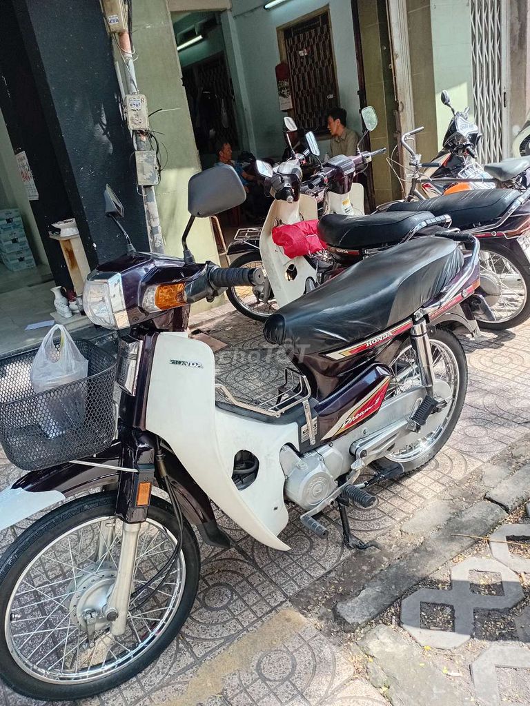 Dream TQ đã lên toàn bộ phụ tùng nhậtbstp có cavet. Mua bán Xe máy tại Quận 3 Tp Hồ Chí Minh được đăng bởi Lữ Trung Hùng hình 4