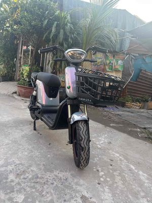 THANH LÝ NHANH JVC G9 mới keng. chạy 3 nghìn km. Mua bán Xe điện tại Huyện Bình Chánh Tp Hồ Chí Minh được đăng bởi MUA BÁN PHÂN PHỐI SỈ LẺ CÁC LOẠI XE ĐIỆN