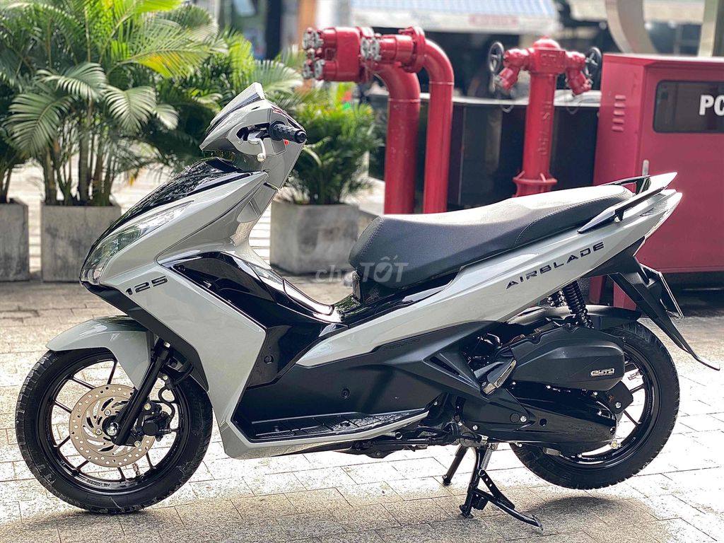 🔥Ab 125_2015 Xám xi măng,Biển Vip 22922 ,Chính chủ. Mua bán Xe máy tại Quận Tân Bình Tp Hồ Chí Minh được đăng bởi Chú Ba  hình 4