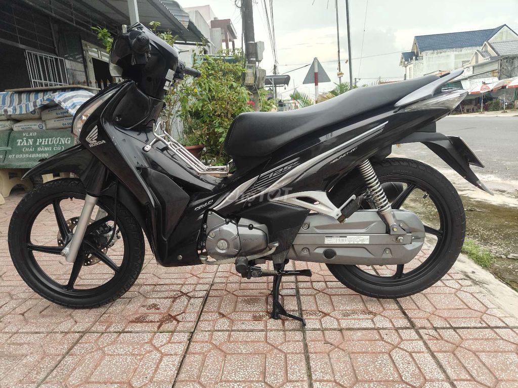 HONDA FUTURE 2017 NGUYÊN ZIN BAO ÊM. Mua bán Xe máy tại Huyện Bình Tân Vĩnh Long được đăng bởi MƯỜI   BÌNH TÂN VL hình 6