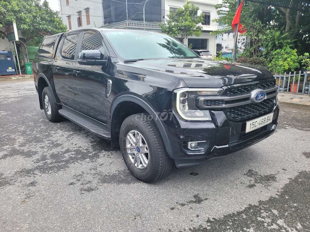 Range 2024 XLS 2.0 4X2 AT - 14000 km. Mua bán Ô tô tại Quận Kiến An Hải Phòng được đăng bởi QUÝ TRẦN AUTO hình 5