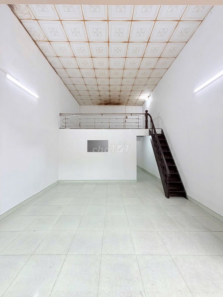 Аренда · 3 комн. · 90 м² · Quận Thanh Khê, ул. tôn đản