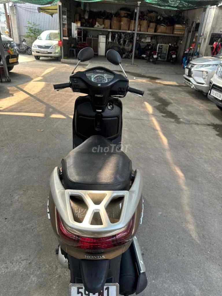 Honda Lead 110 Fi 2011 Vàng đồng. Mua bán Xe máy tại Quận Tân Phú Tp Hồ Chí Minh được đăng bởi nguyenxuanthinh quận tân phú  hình 5