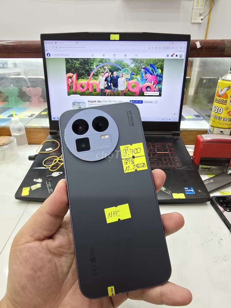 Realme GT8 12GB/256GB Xám. Mua bán Điện thoại tại Thành phố Long Xuyên An Giang được đăng bởi Facebook Cầm Đồ Thúy Vân hình 1