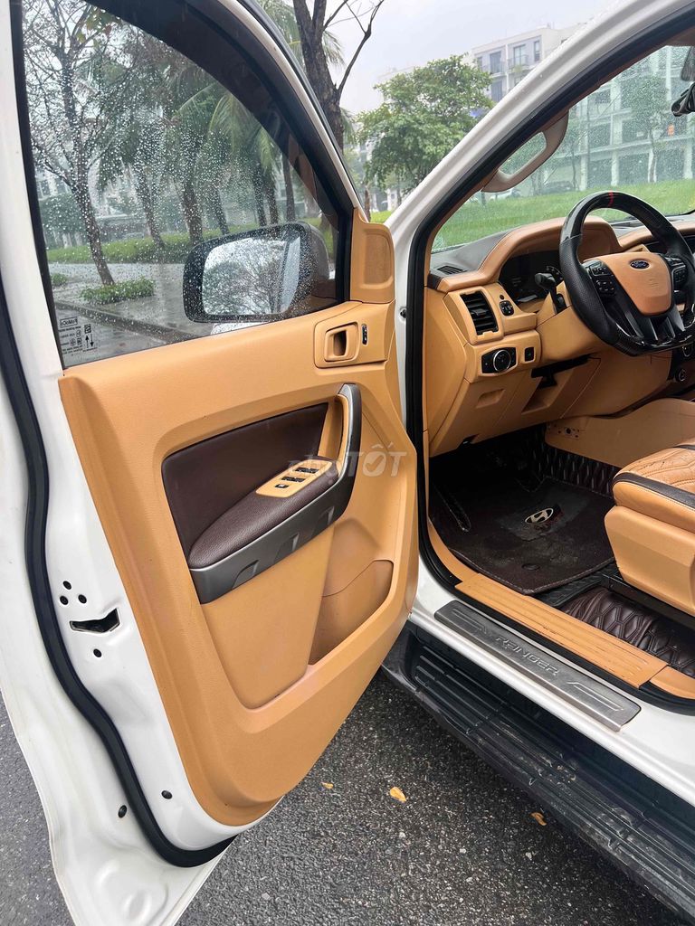 Ford Ranger Raptor Trắng 80000 km. Mua bán Ô tô tại Quận Hoàng Mai Hà Nội được đăng bởi Nguyễn Nam hình 8