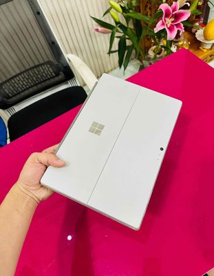 Microsoft Surface Pro 5 i5-7300U 8GB/128/2K